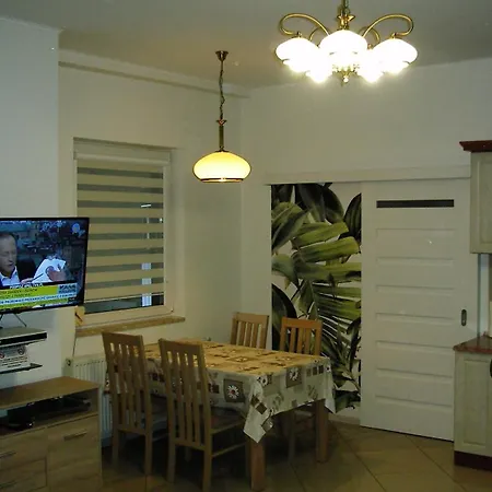 Daire Jedrek - 650m Do Deptaka Spacerowego W Centrum